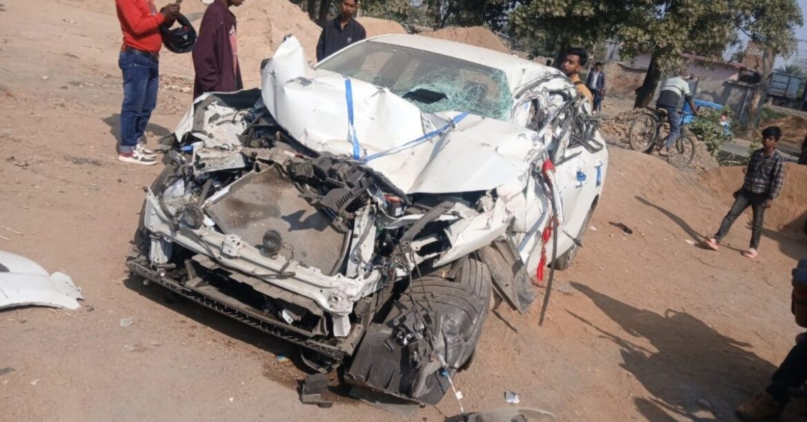 Sahebganj Road Accident