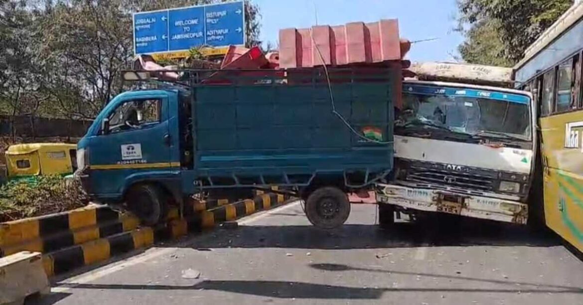 jugsalai accident jamshedpur