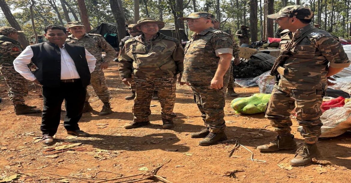DC and SP interact with security personnel during Saranda anti-naxal operation and visit forest villages