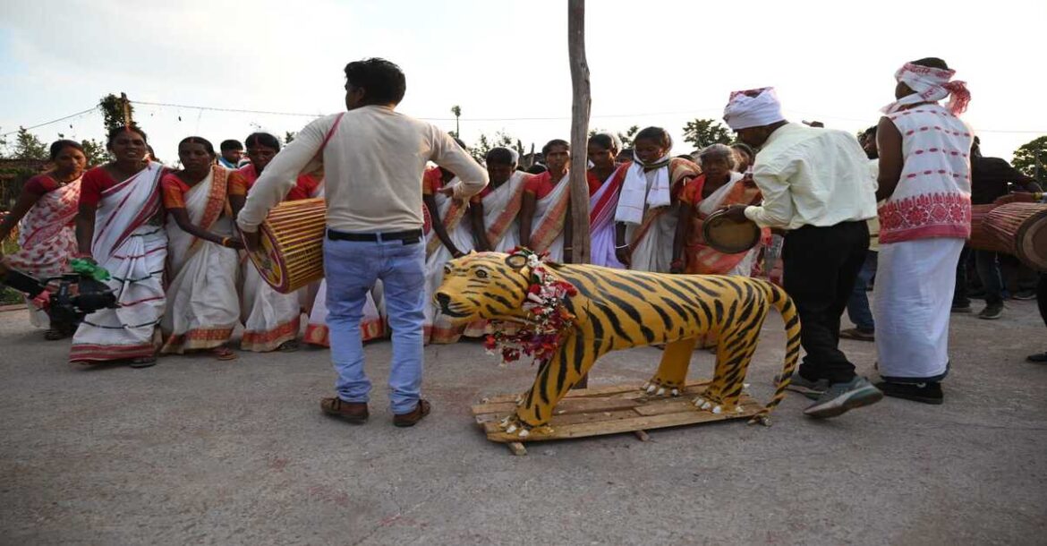 Palamu Sarhul Festival