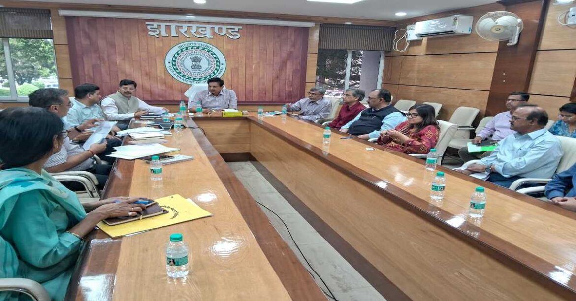 RANCHI: झारखंड में सभी जिलों में टेली आईसीयू शुरू, मरीजों को घर के पास सुपर स्पेशलिटी इलाज और विशेषज्ञ डॉक्टर की सुविधा मिलेगी।