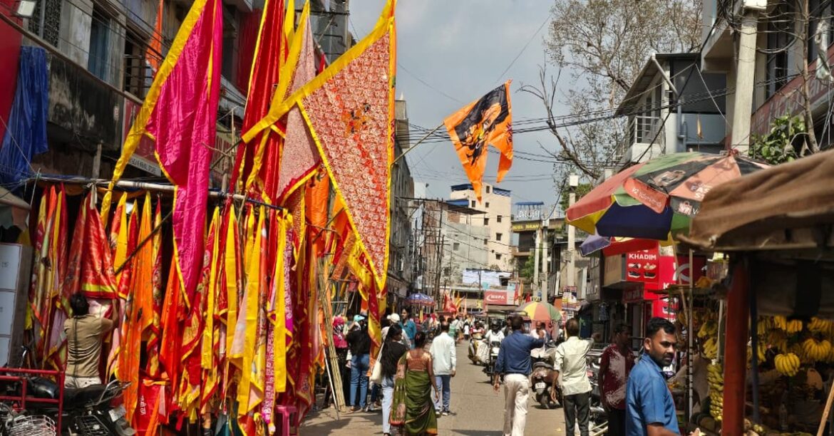 Chaibasa Ramnavami Celebration with Saffron Flags and Devotees