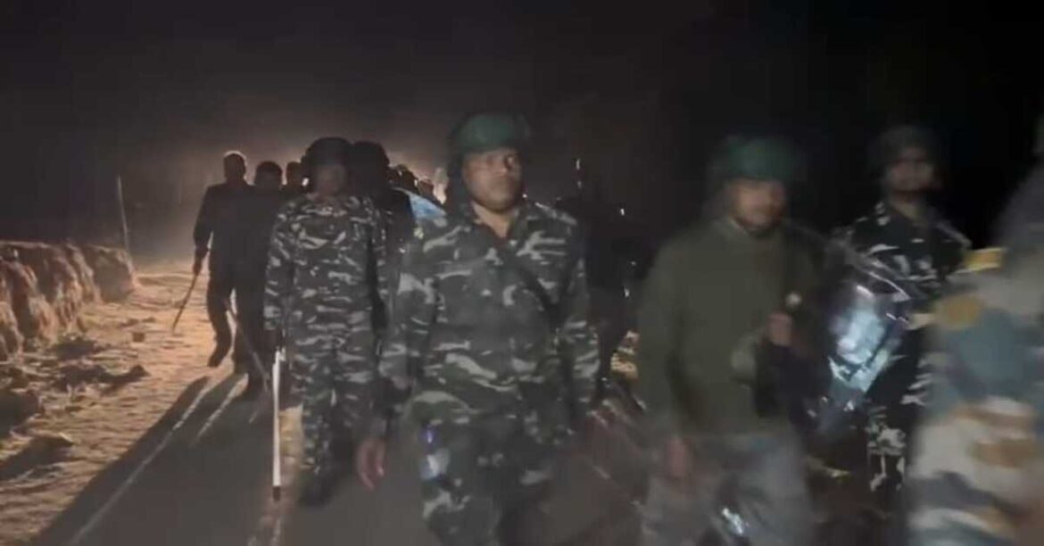 Villagers surround police team during drone land survey in Jharkhand