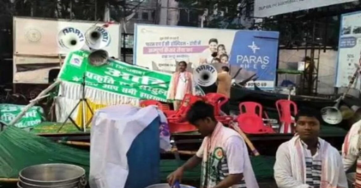 RANCHI: रांची में सरहुल जुलूस के दौरान बारिश में मंच गिरा, 5-6 लोग घायल। प्रशासन ने घायलों को अस्पताल पहुंचाया, हालात नियंत्रण में।