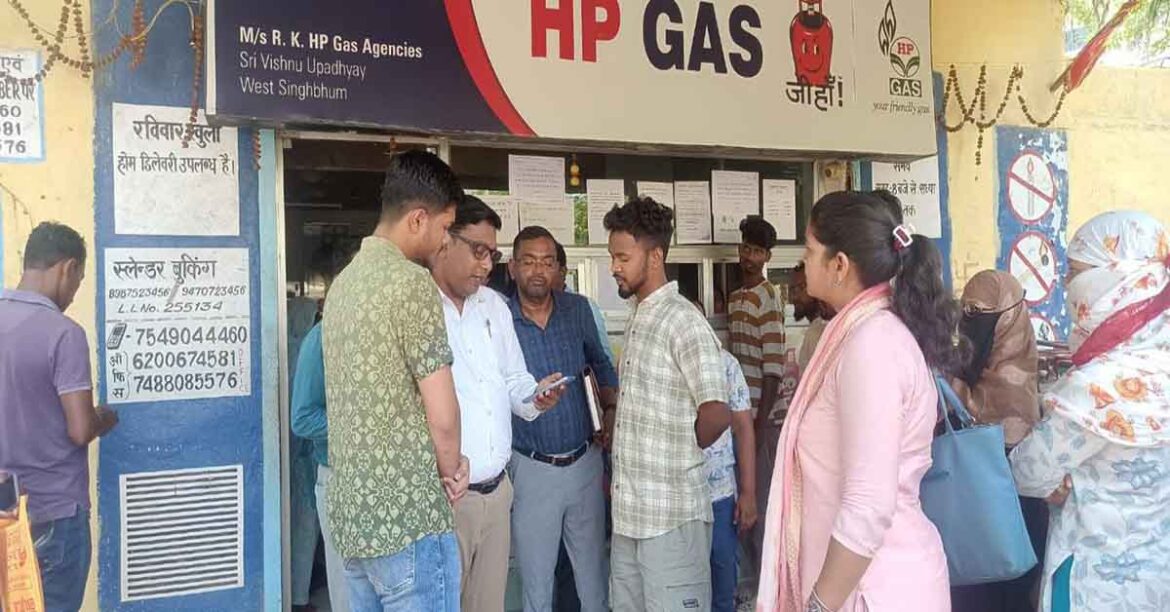 Chaibasa gas cylinder black marketing warning
