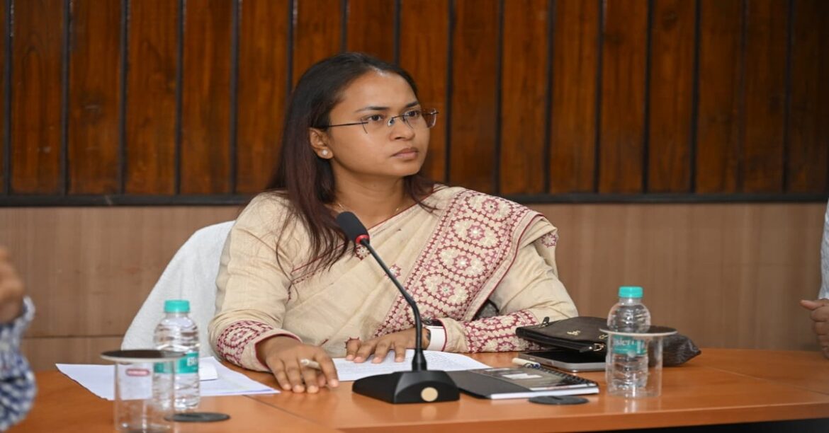 RANCHI: संभावित सूखे को लेकर सरकार सतर्क, किसानों के लिए आकस्मिक योजना, फसल विविधीकरण और जल संरक्षण पर विशेष जोर दिया गया।