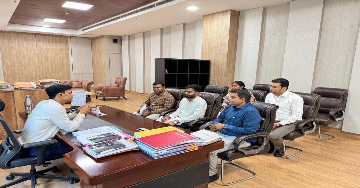 RANCHI: झारखंड में बिना नक्शा बने भवनों के नियमितीकरण को लेकर निगम की बैठक, रोडमैप, शुल्क और आवेदन प्रक्रिया तय की गई।