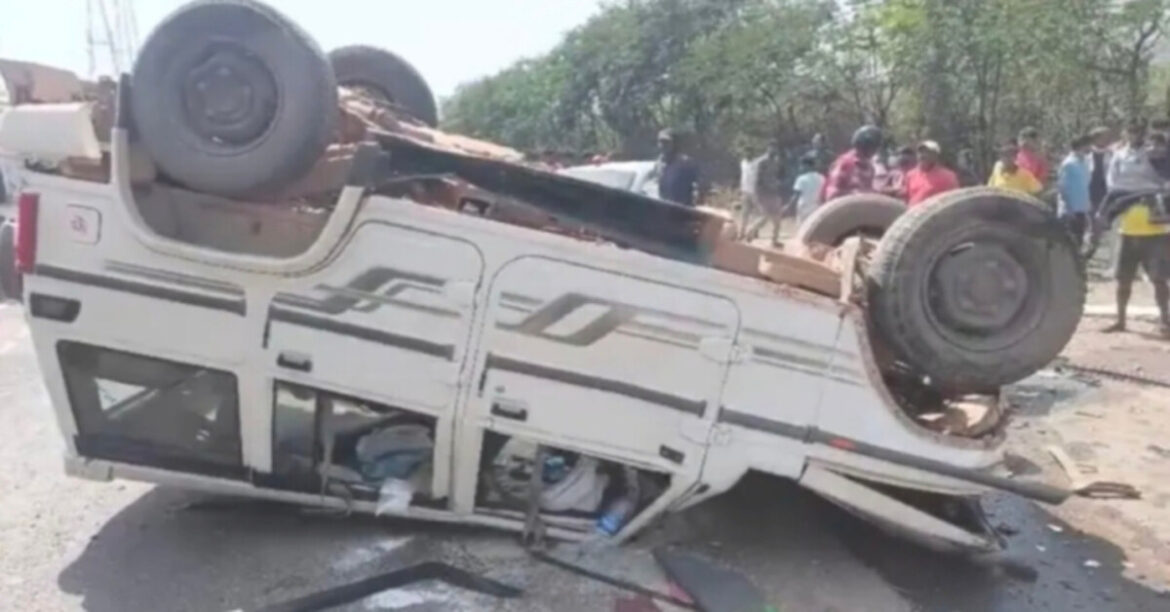 car accident in seraikela