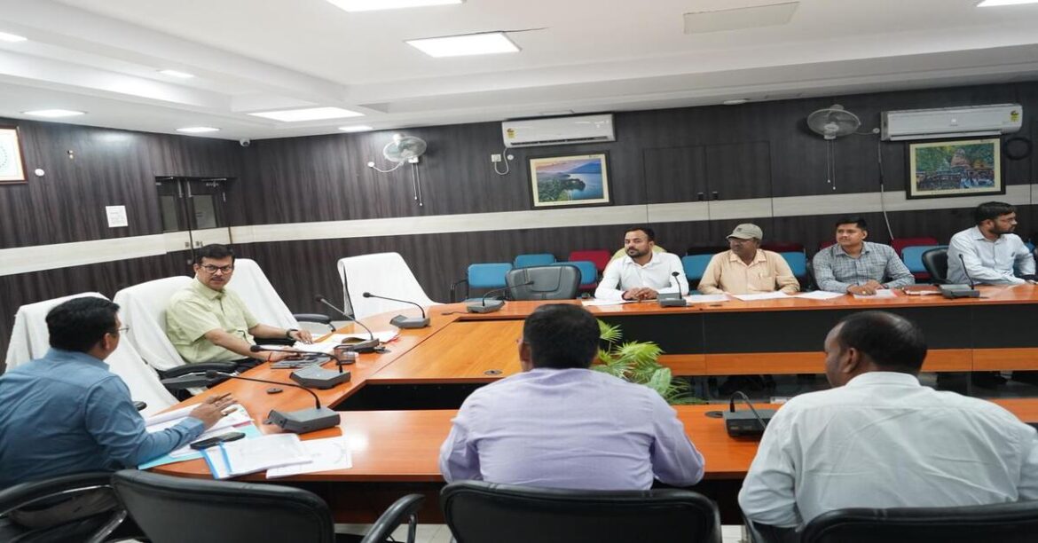 jamshedpur dc office meeting