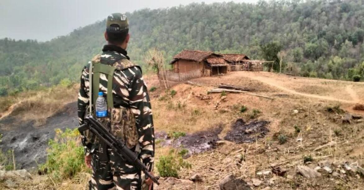 पीएलएफआई के नाम पर मांगी रंगदारी-