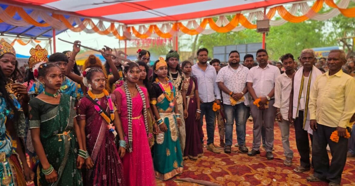Chakradharpur News