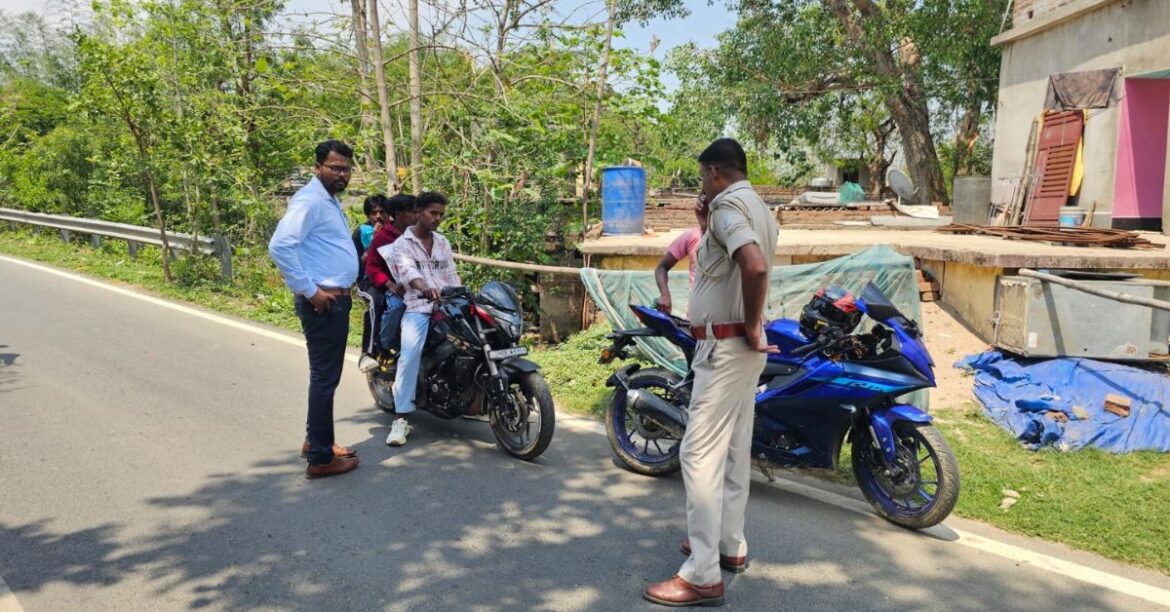 Chakradharpur Vehicle Checking Drive