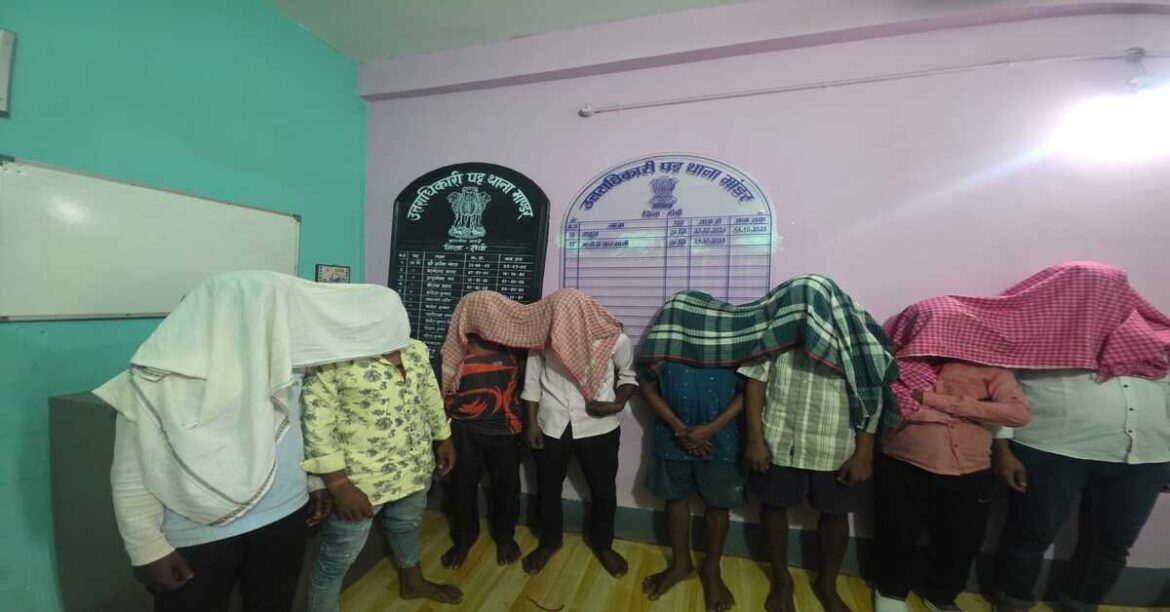 रांची पुलिस के ऑपरेशन प्रहार में बड़ी कार्रवाई, 100 से अधिक अपराधी गिरफ्तार और 150 से ज्यादा लंबित वारंटों का निष्पादन।