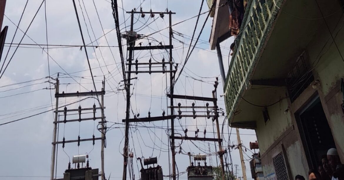 RANCHI: रांची के छोटा तालाब के पास 11 हजार वोल्ट करंट की चपेट में आने से मो. समीर की मौत, शादी के एक सप्ताह बाद हुआ हादसा।
