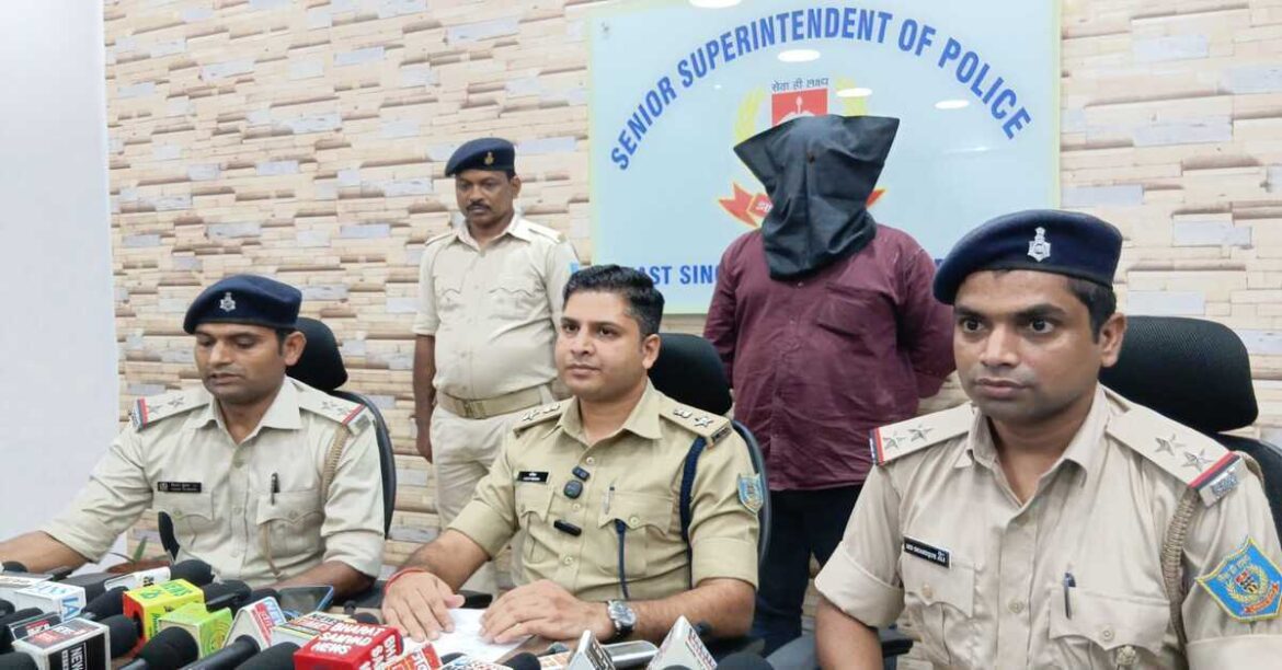 मानगो में एक व्यक्ति पिस्टल के साथ गिरफ्तार