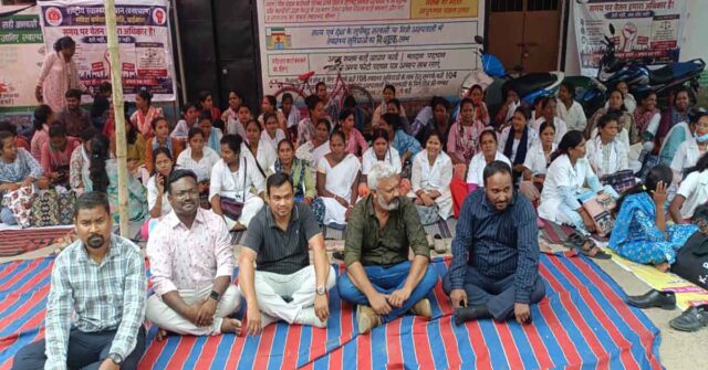 NHM Contract Workers Strike Chaibasa 