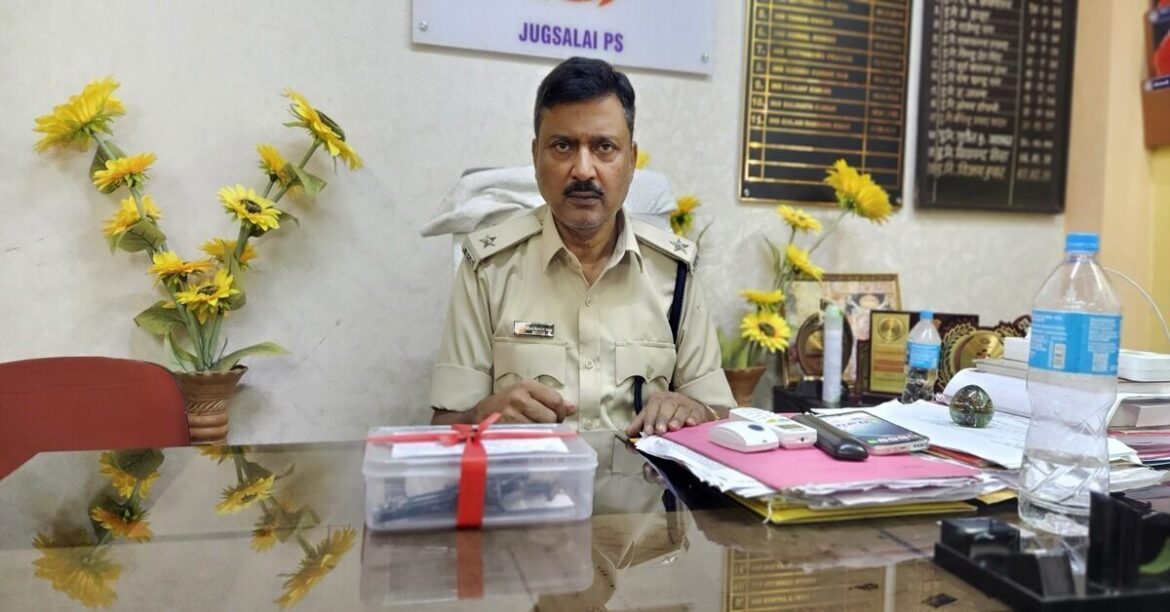 Jugsalai Police Recover Loaded Country Made Pistol in Jamshedpur