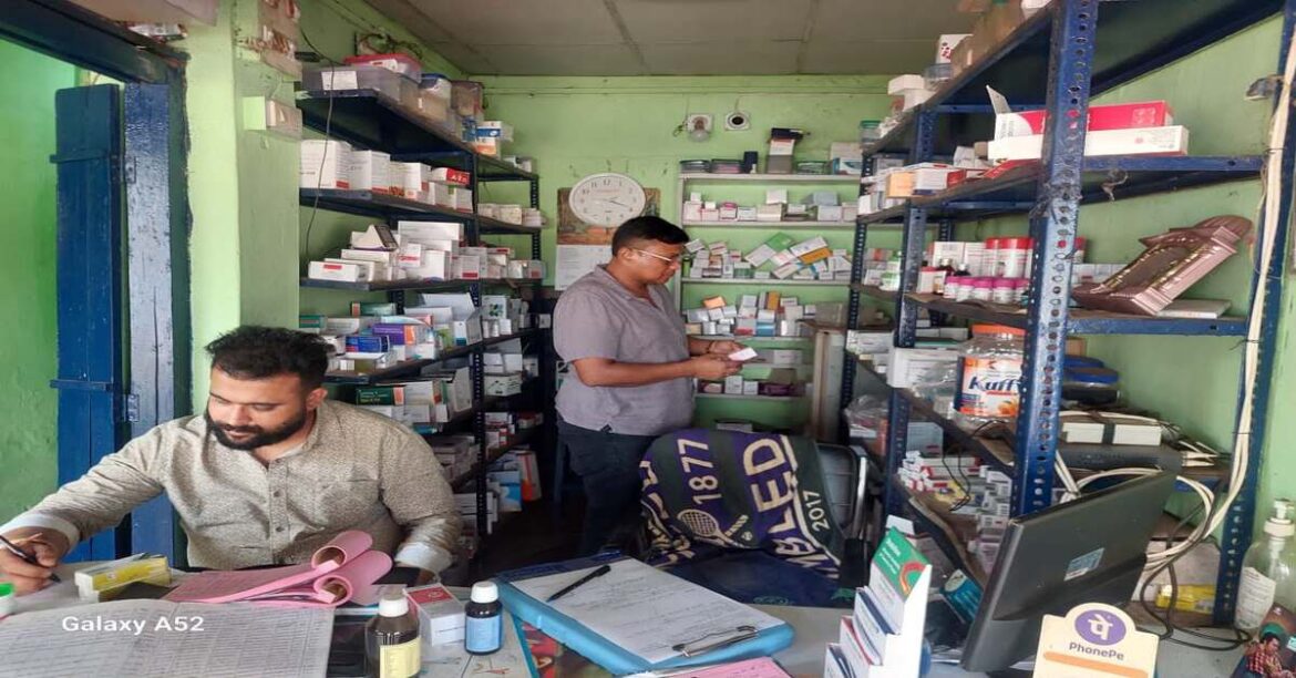 Kiriburu Drug Inspector Surprise Inspection at Medical Store