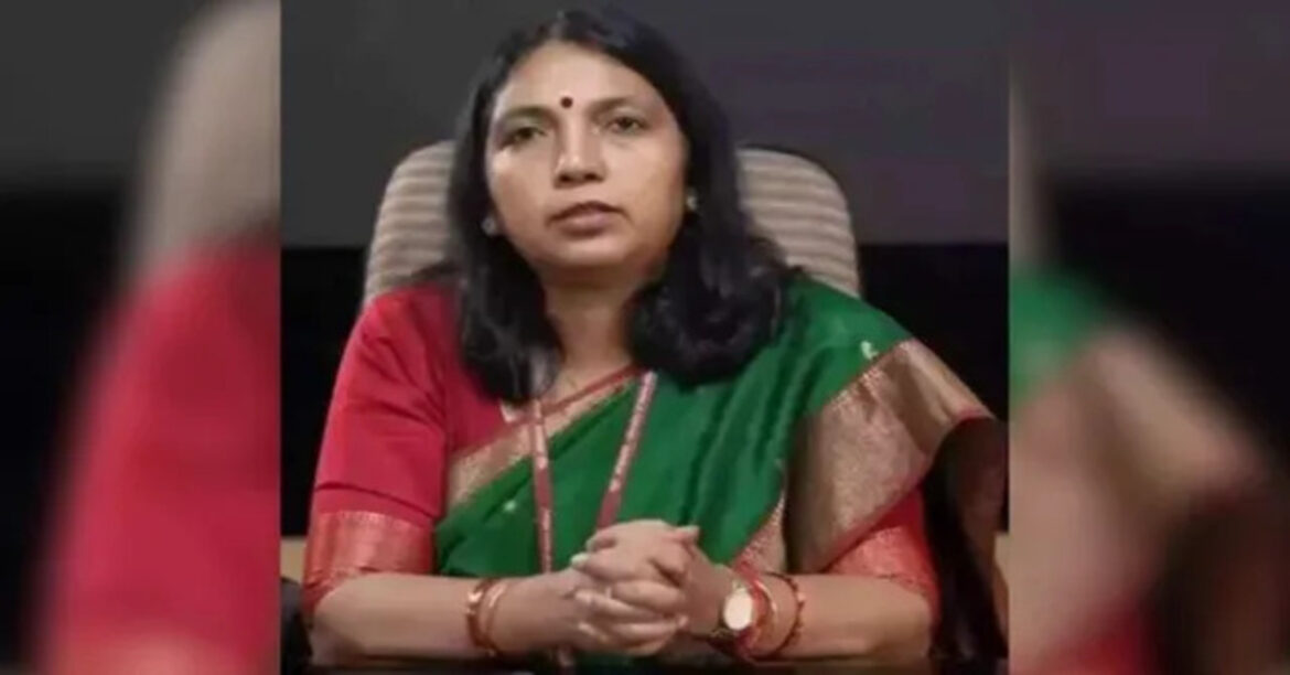 Nidhi-Khare-ias-ranchi