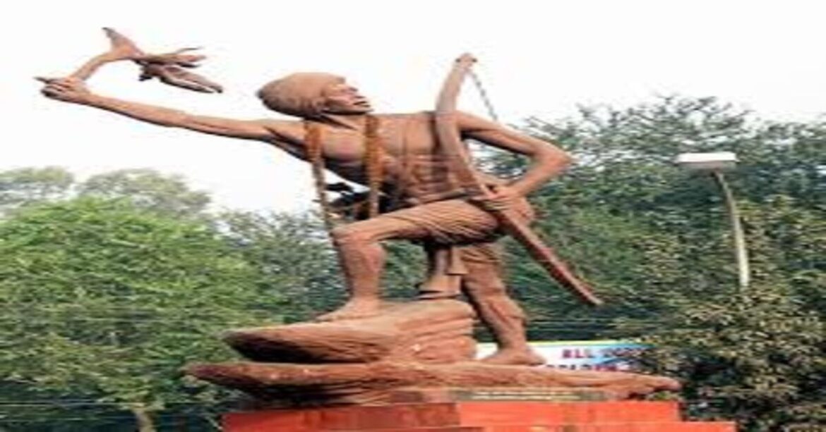Birsa Munda Statue Vandalised in Boram