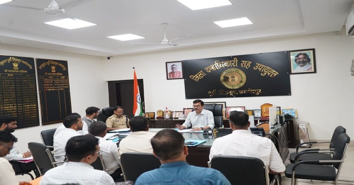 jamshedpur news dc meeting on road safety